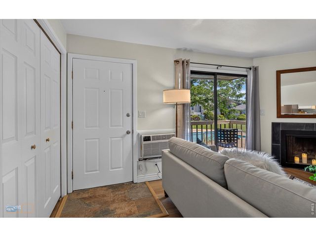 695 Manhattan Dr 106, Boulder, CO 80303