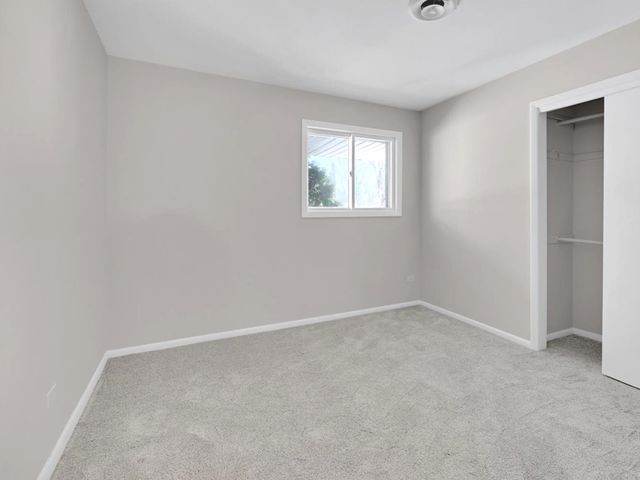 3273 Merrimac Lane, Long Grove, IL 60047
