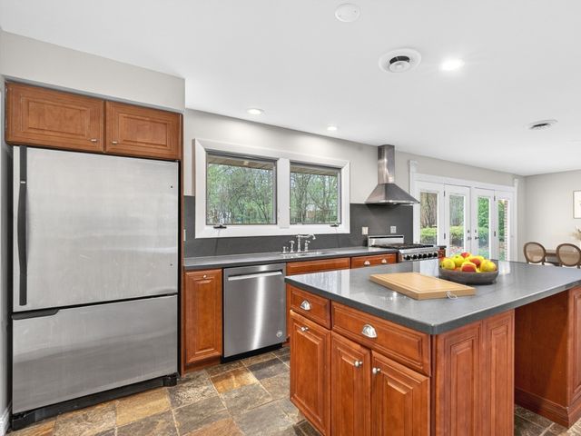 3273 Merrimac Lane, Long Grove, IL 60047