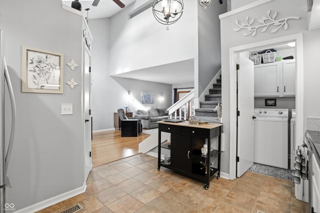 656 Cielo Vista Drive, Greenwood, IN 46143