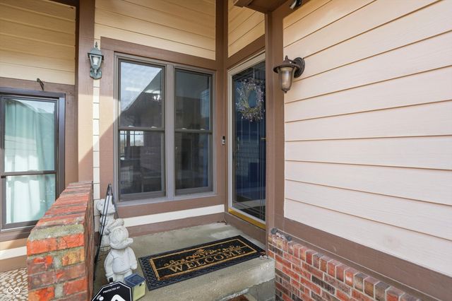 656 Cielo Vista Drive, Greenwood, IN 46143