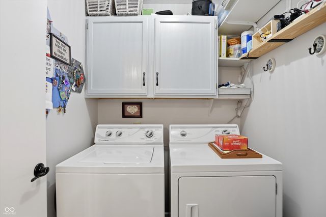 656 Cielo Vista Drive, Greenwood, IN 46143