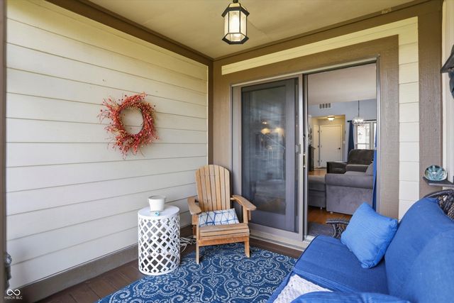 656 Cielo Vista Drive, Greenwood, IN 46143