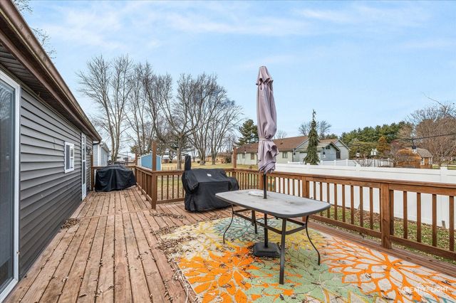 9 Chrissy Drive, Sandwich, IL 60548