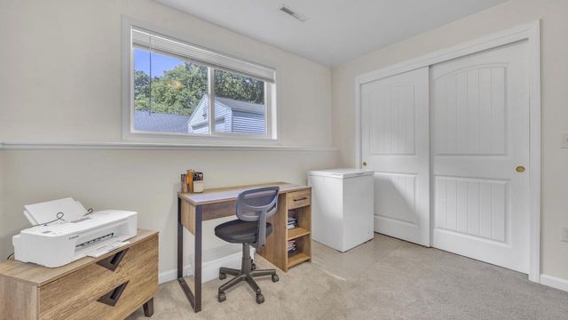 1520 Columbia AVENUE, Oshkosh, WI 54906