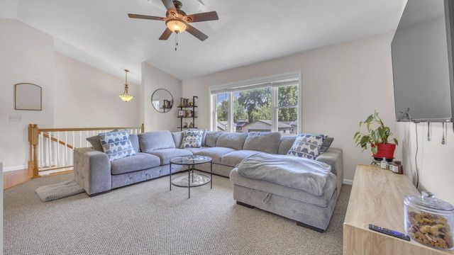 1520 Columbia AVENUE, Oshkosh, WI 54906