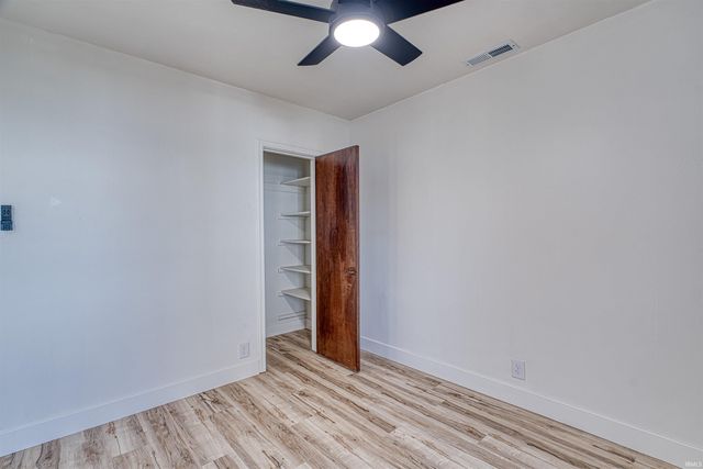 114 N Jackson Street, Oakland City, IN 47660