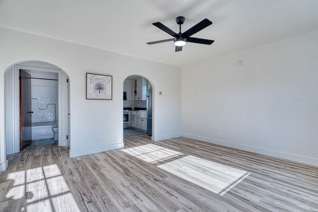 114 N Jackson Street, Oakland City, IN 47660