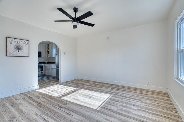 114 N Jackson Street, Oakland City, IN 47660