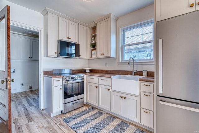 114 N Jackson Street, Oakland City, IN 47660