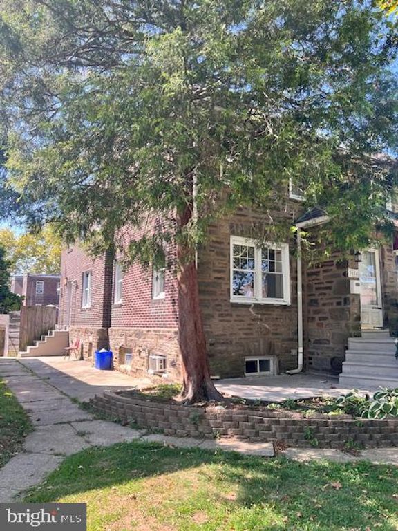 3034 TEESDALE ST, Philadelphia, PA 19152