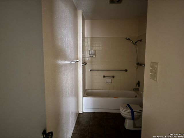 1218 Tinson, San Antonio, TX 78251