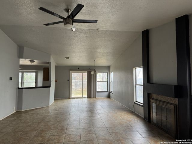 1218 Tinson, San Antonio, TX 78251
