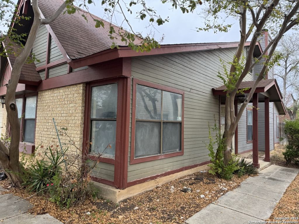 1218 Tinson, San Antonio, TX 78251