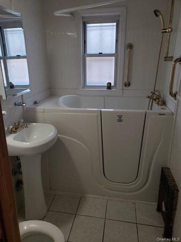 22724 Murdock Avenue, Queens Village, NY 11429