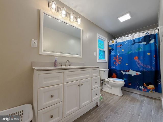 3872 STONEYBROOK RD, White Plains, MD 20695