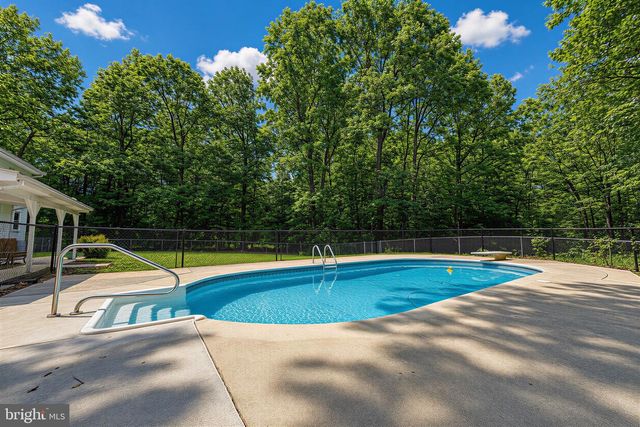3872 STONEYBROOK RD, White Plains, MD 20695