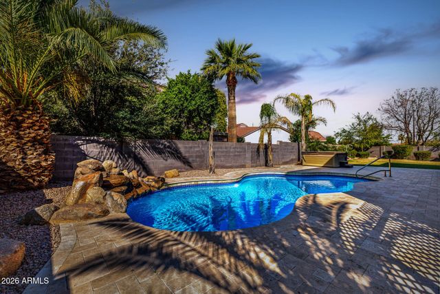 1042 S BEDFORD Place, Chandler, AZ 85286