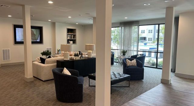 19101 Town Ridge Lane 7313, Webster, TX 77598