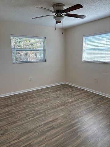 555 69TH AVENUE 7, St Petersburg, FL 33706
