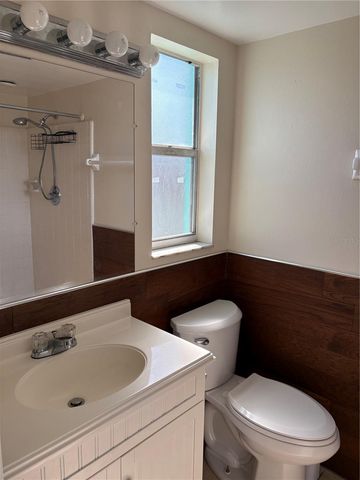 555 69TH AVENUE 7, St Petersburg, FL 33706