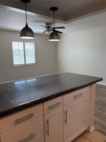 555 69TH AVENUE 7, St Petersburg, FL 33706