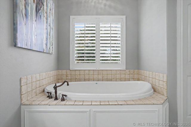 30511 E 65th Street S, Broken Arrow, OK 74014