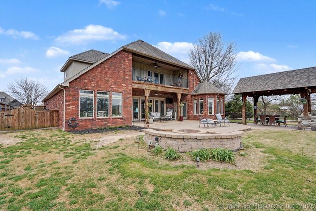 30511 E 65th Street S, Broken Arrow, OK 74014