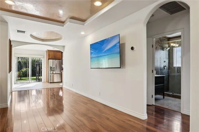 13816 Bessemer Street, Van Nuys, CA 91401