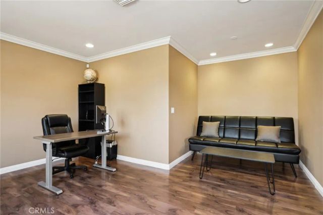 13816 Bessemer Street, Van Nuys, CA 91401