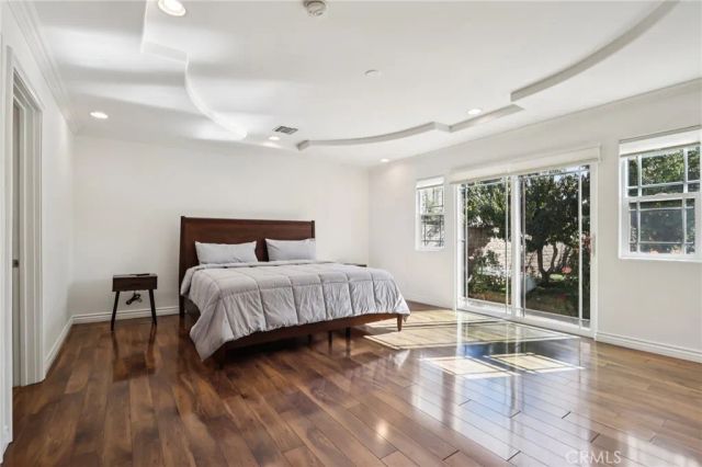 13816 Bessemer Street, Van Nuys, CA 91401