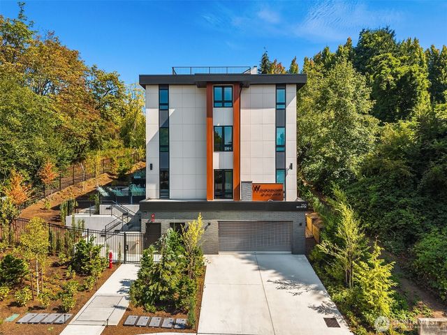 286 118th Avenue SE, Bellevue, WA 98005