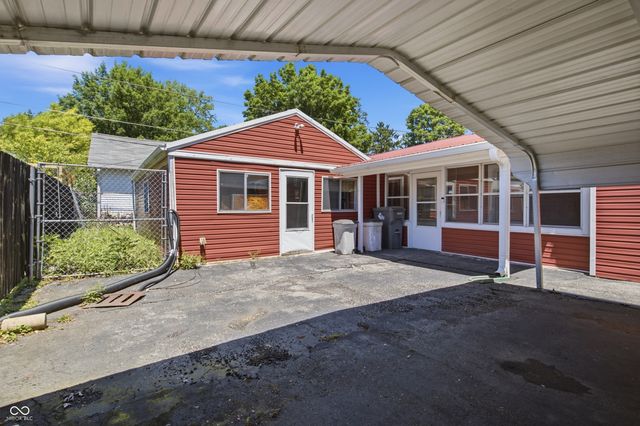 8948 Robey Drive, Indianapolis, IN 46234