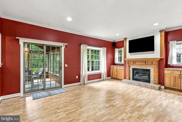 23 FARMHOUSE LN, Voorhees, NJ 08043