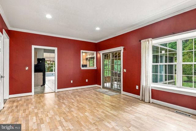23 FARMHOUSE LN, Voorhees, NJ 08043
