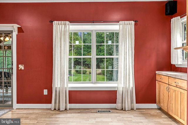 23 FARMHOUSE LN, Voorhees, NJ 08043