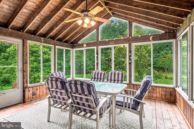 23 FARMHOUSE LN, Voorhees, NJ 08043