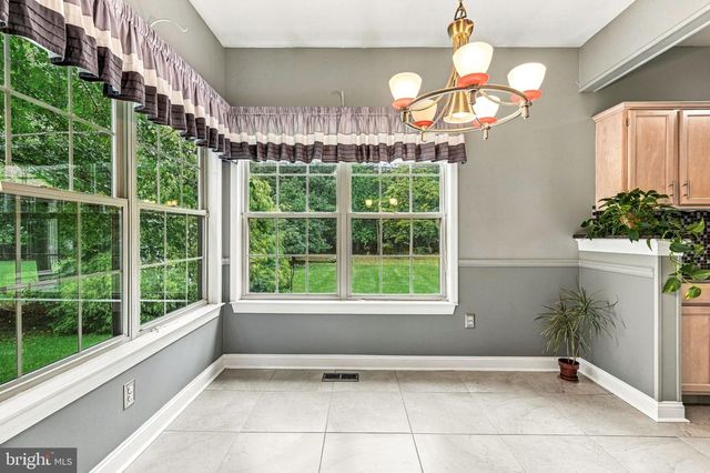 23 FARMHOUSE LN, Voorhees, NJ 08043