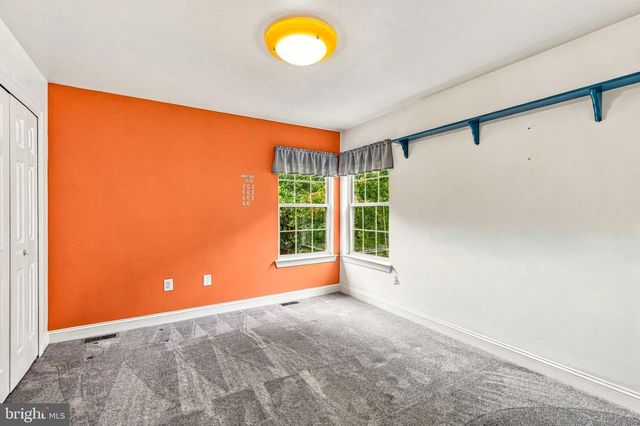 23 FARMHOUSE LN, Voorhees, NJ 08043