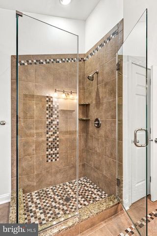 23 FARMHOUSE LN, Voorhees, NJ 08043