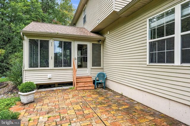 23 FARMHOUSE LN, Voorhees, NJ 08043