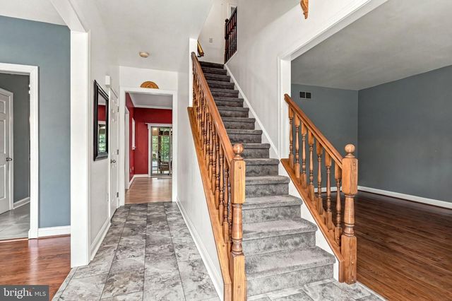 23 FARMHOUSE LN, Voorhees, NJ 08043