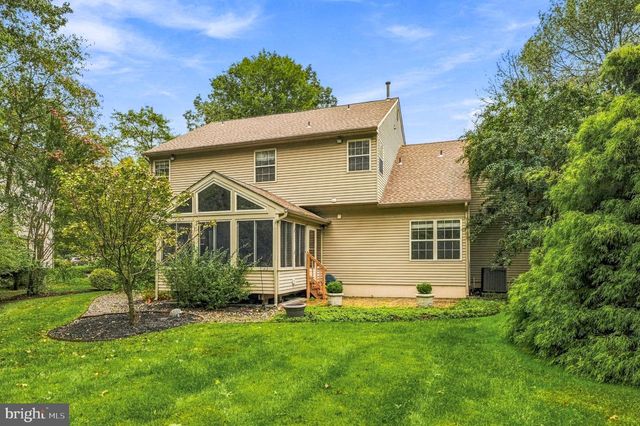 23 FARMHOUSE LN, Voorhees, NJ 08043
