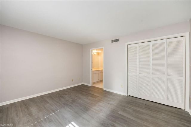 100 Wyndemere Way Apt 203, Naples, FL 34105