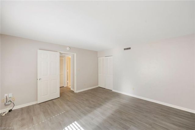 100 Wyndemere Way Apt 203, Naples, FL 34105