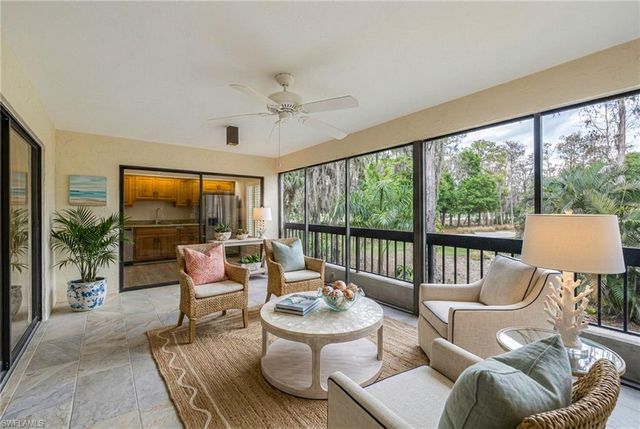 100 Wyndemere Way Apt 203, Naples, FL 34105