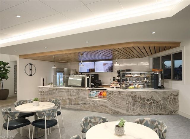 100 Wyndemere Way Apt 203, Naples, FL 34105