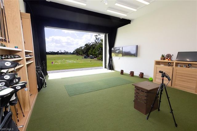 100 Wyndemere Way Apt 203, Naples, FL 34105