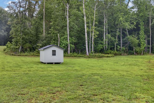 1760 Anna Maria Ln, Cookeville, TN 38501