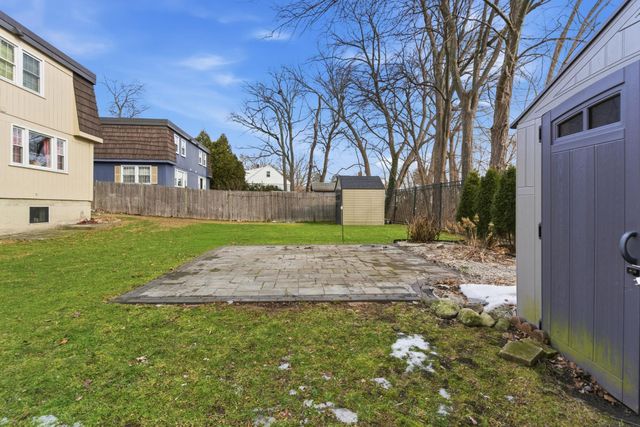 25 Kern Drive, Nashua, NH 03060